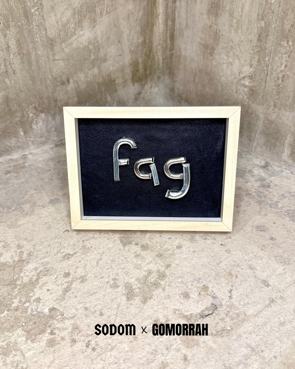 FAG Chain Art in Leather Frame